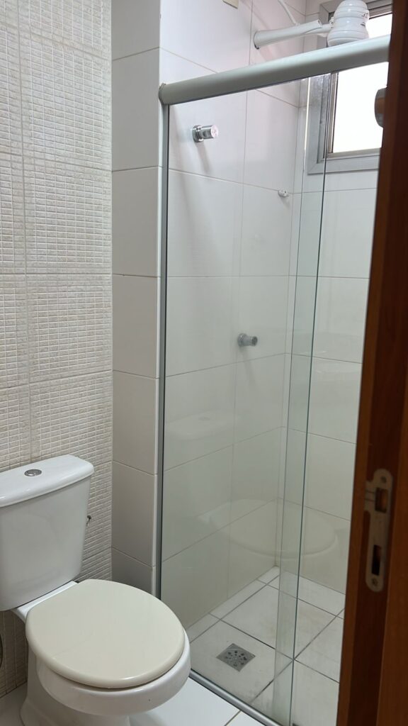 BANHEIRO-SOCIAL1-1-576x1024 Apartamento Mobiliado