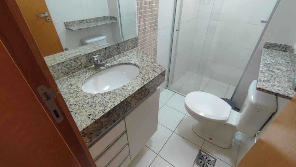 BANHEIRO-SUITE-2-1024x577 Apartamento Mobiliado