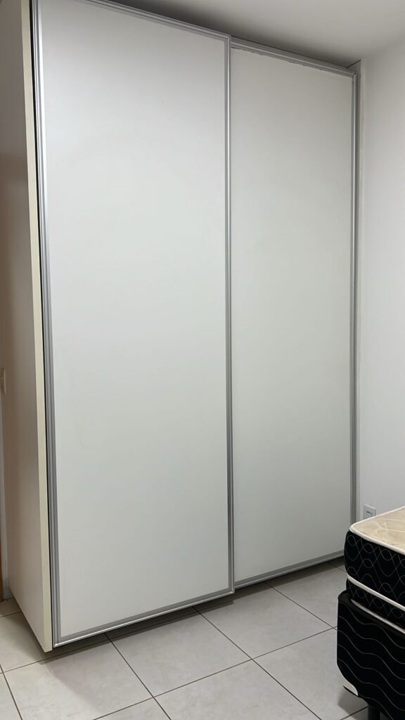 QUARTO-DE-SOLTEIRO1-1-576x1024 Apartamento Mobiliado